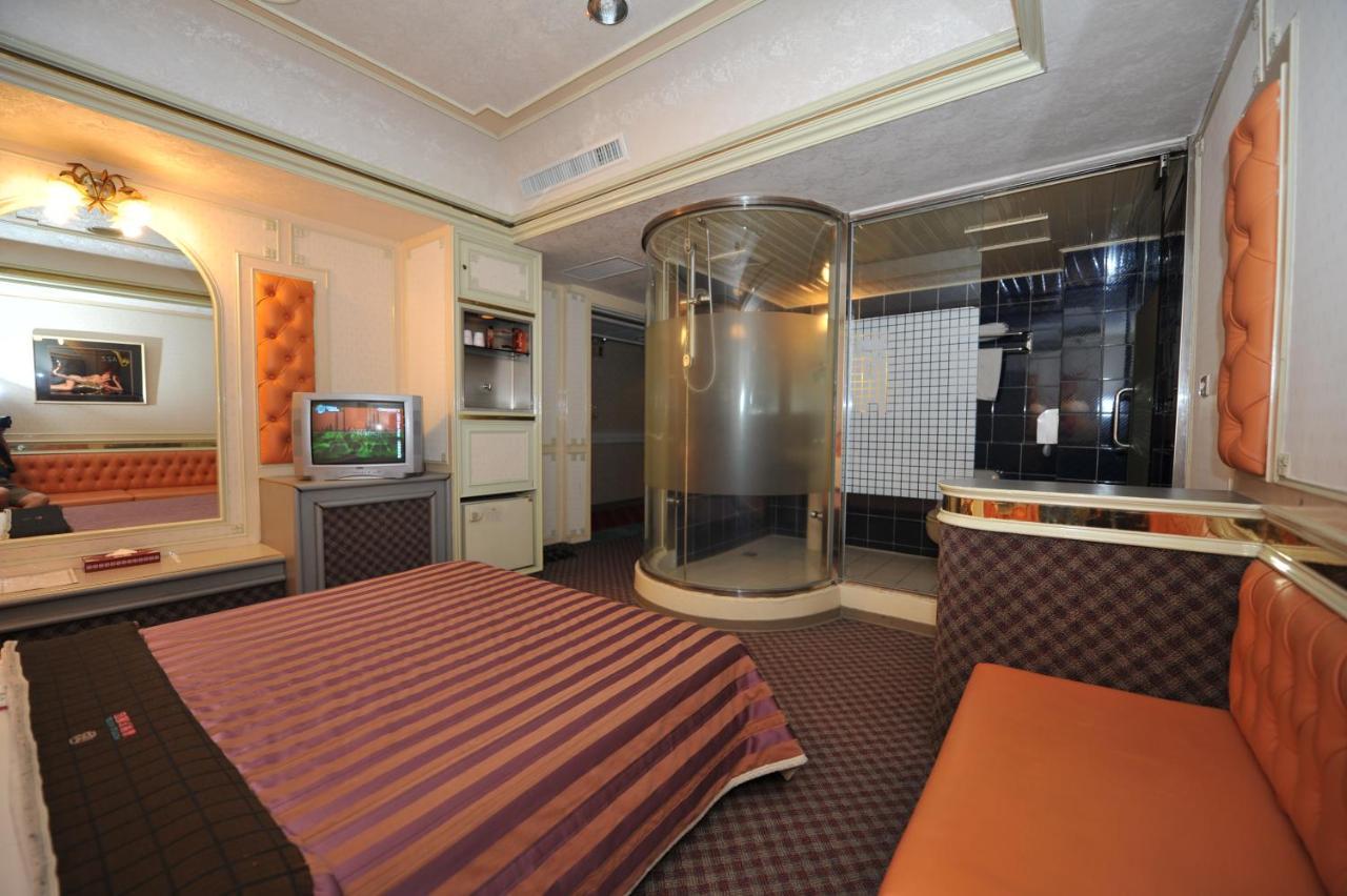 Cyue Chao Hotel Taoyuan Exterior photo